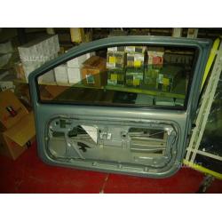 Renault Twingo anno 1999:portiera anteriore dx