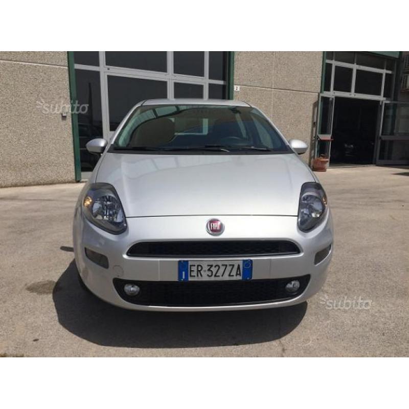 FIAT Punto 1.3 MJET TURBO DIESEL LOUNGE