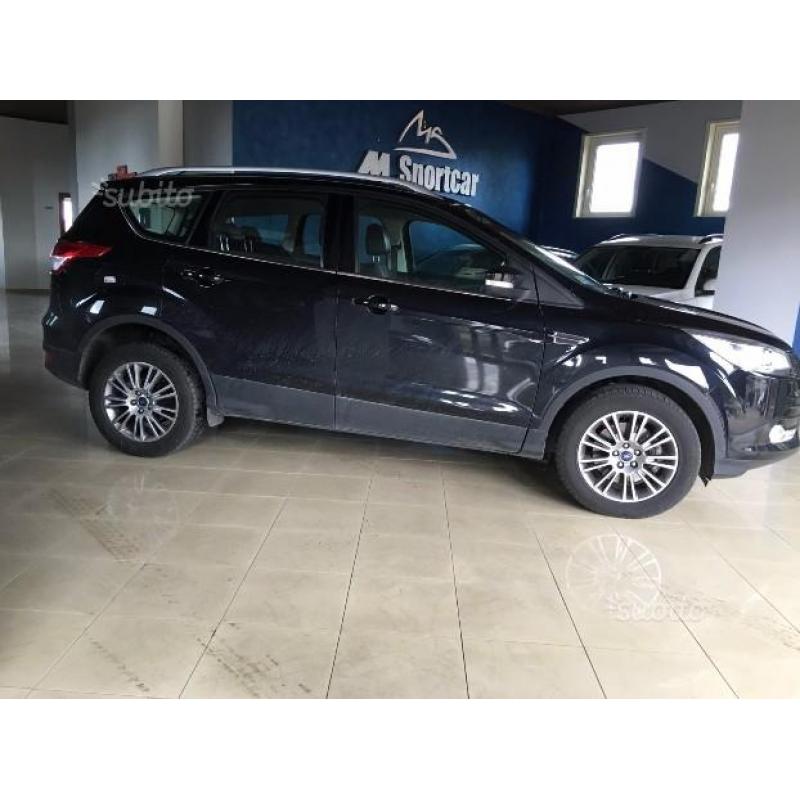 Ford Kuga 2.0 TDCI 140 CV 2WD