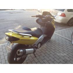 Yamaha TMax