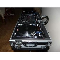 Denon DN S3700 + mixer DN X1500 con flight case