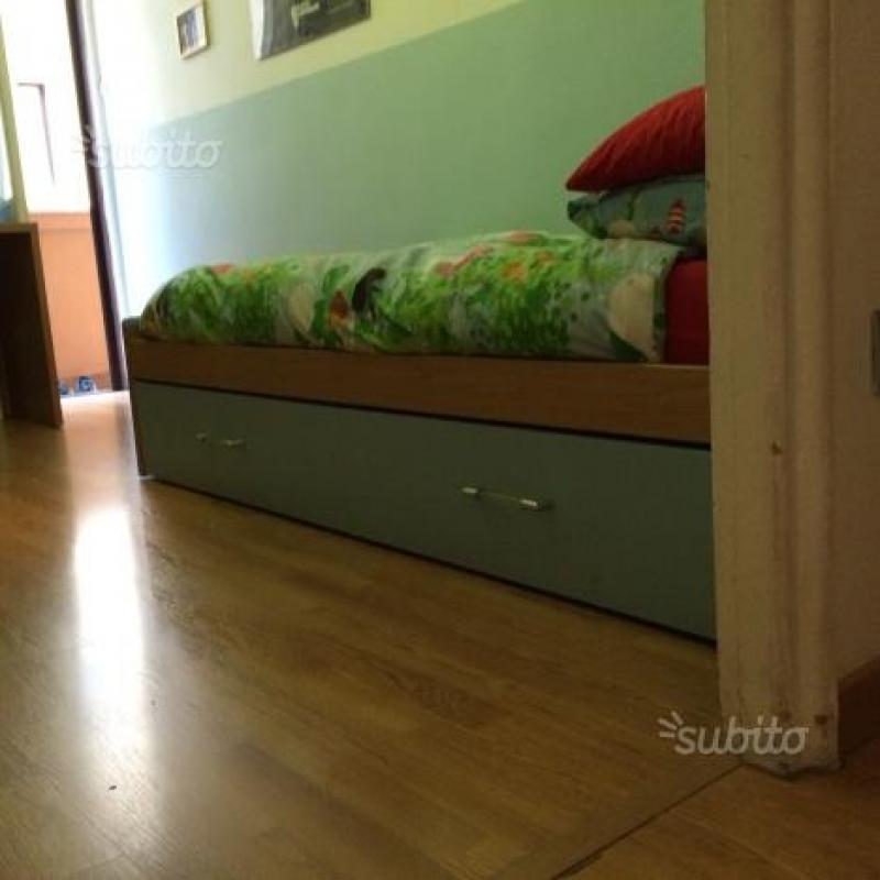 Letto singolo con 2 cassetti