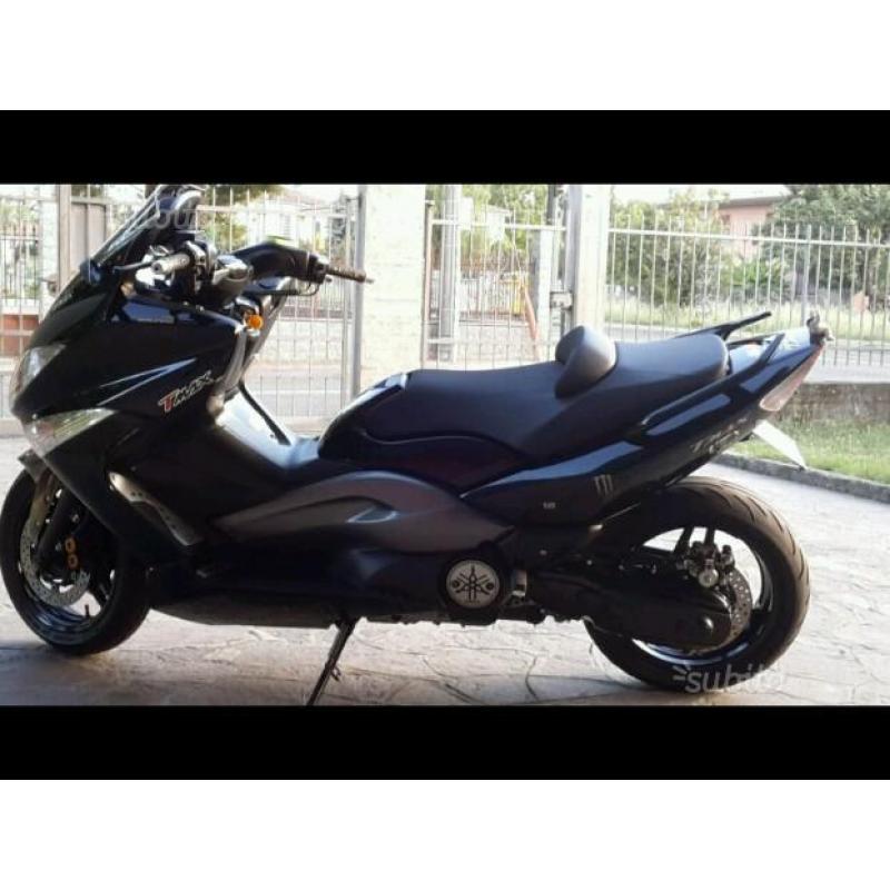 Tmax t max yamaha 500 o cambio con honda integra