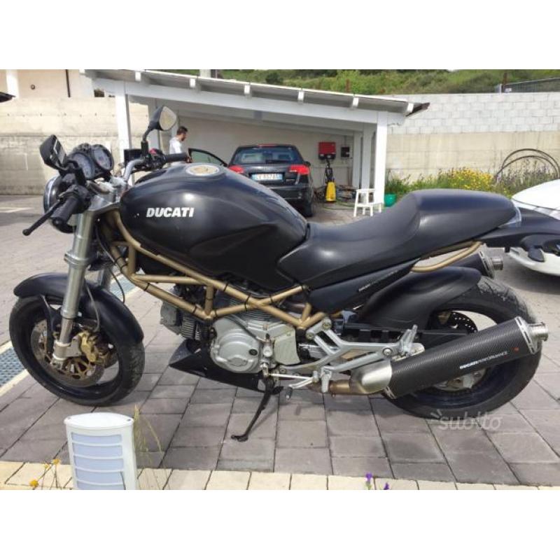 Ducati Monster 620 ie dark