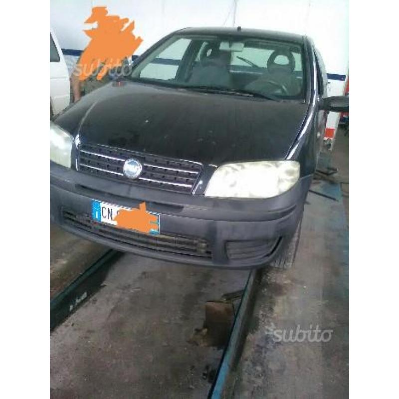 FIAT Punto 4ª serie - 2004