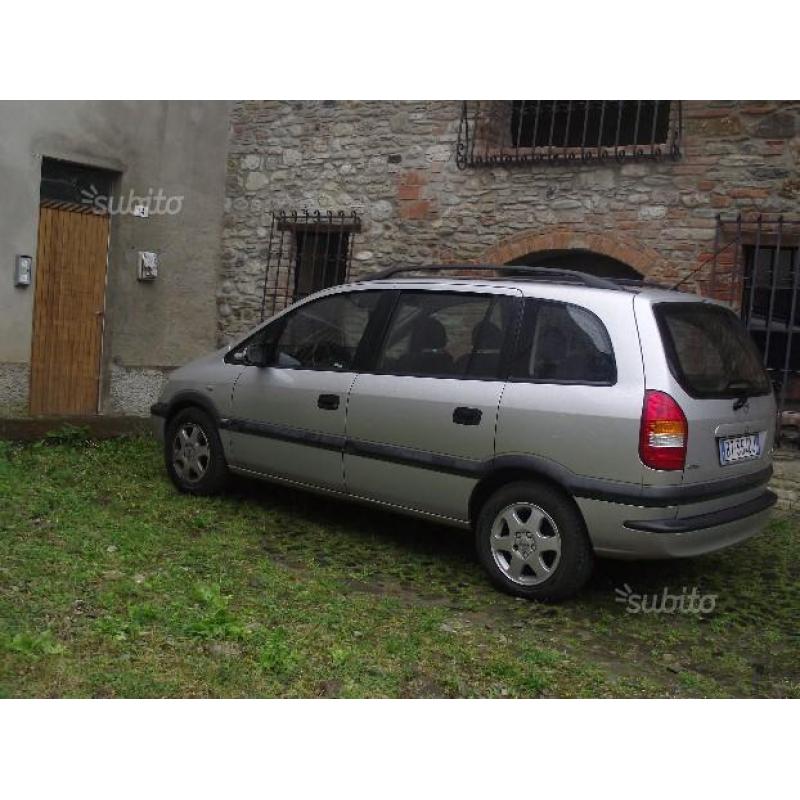 OPEL Zafira - 2001