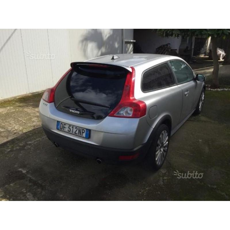 Volvo C30 T5 2.5 -- 300cv -- P E R M U T O