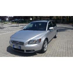 Volvo v50 - 2005