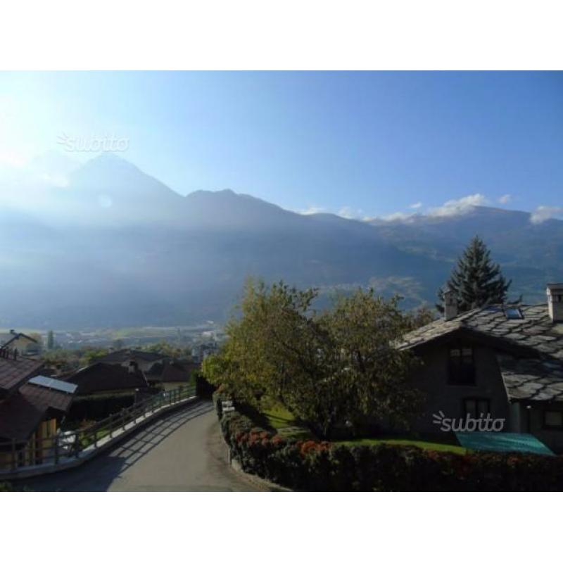 Villa con vista panoramica su Aosta