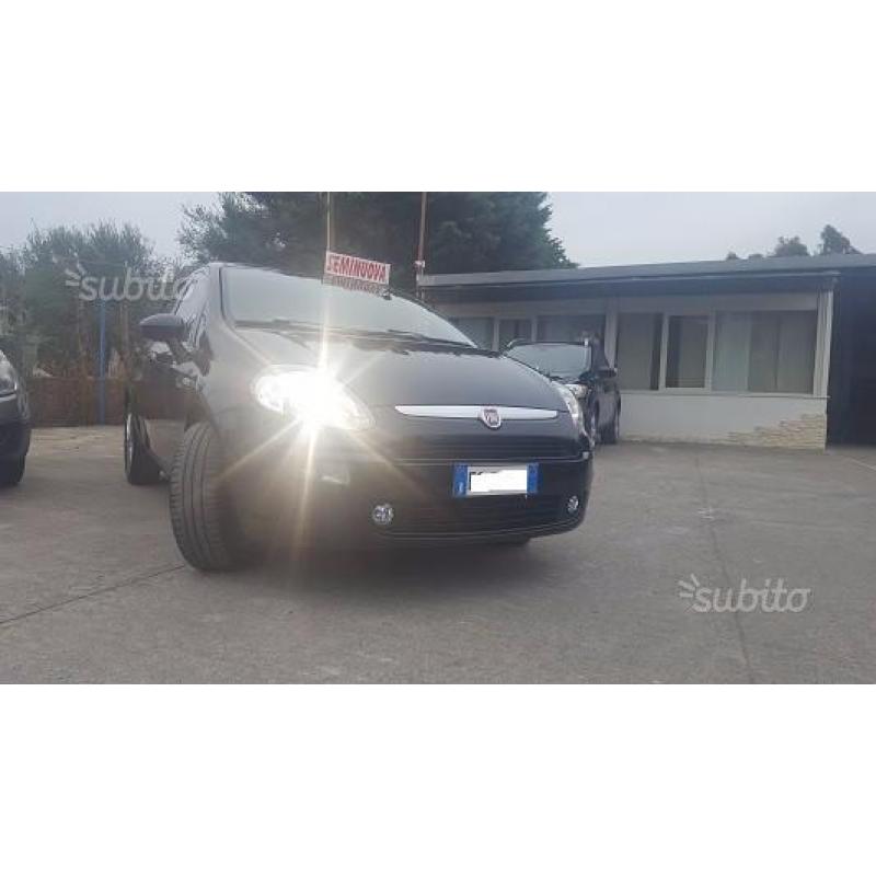 FIAT Grande Punto - 2010