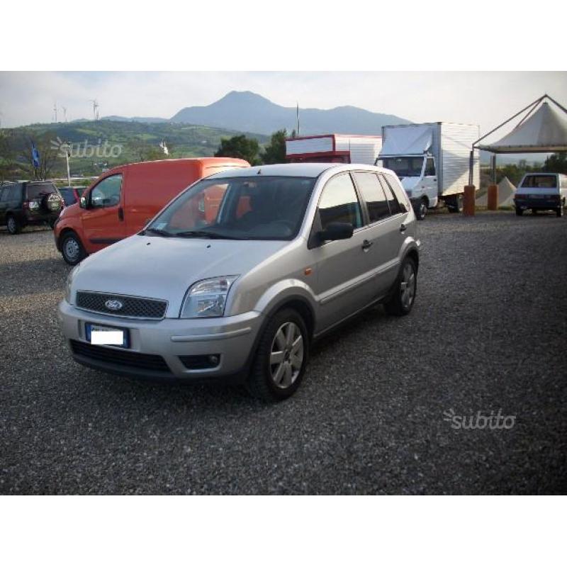 FORD Fusion 1.4 TDCI- 2005