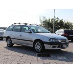 TOYOTA Avensis 2.0 TD cat Station Wagon Sol