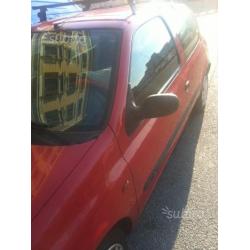 Renault clio 2001