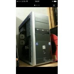 Pc fisso desktop quadcore Intel 4gb ram nvidia