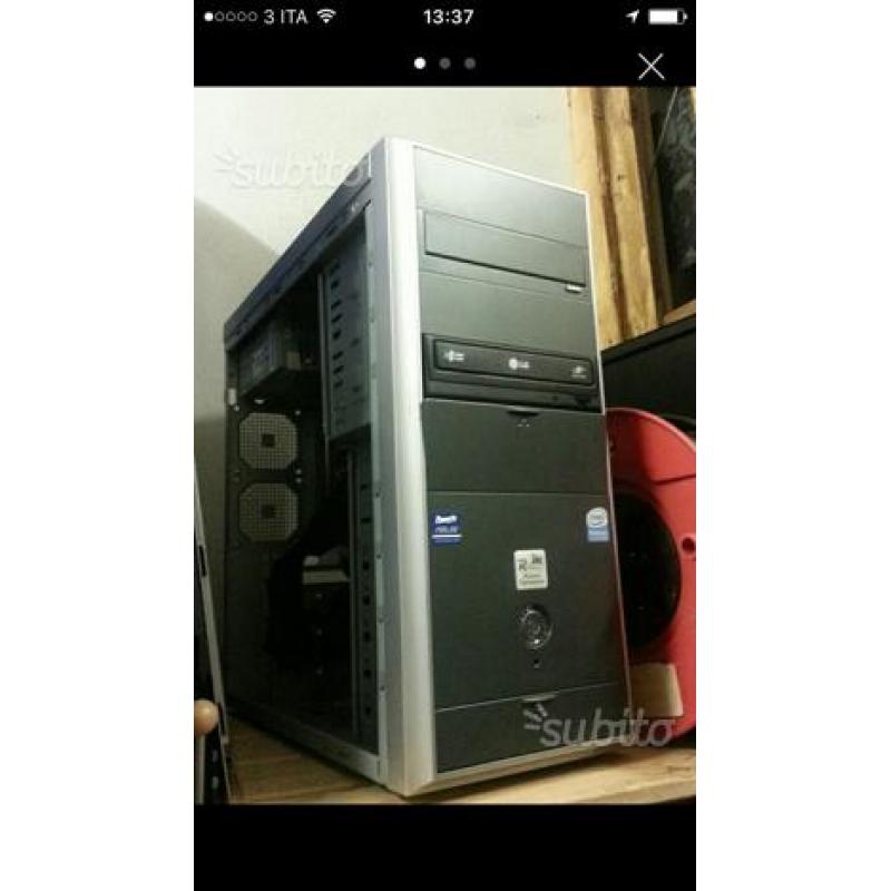 Pc fisso desktop quadcore Intel 4gb ram nvidia