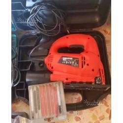 Sega elettrica BLACK DECKER