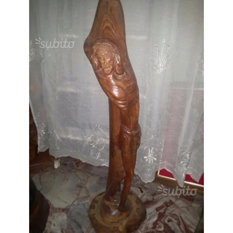 Scultura in legno pezzo unico fatto a mano