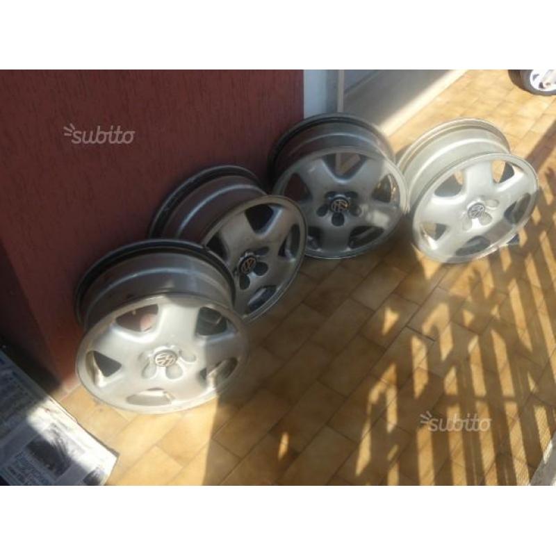 Cerchi in lega volkswagen da 15"