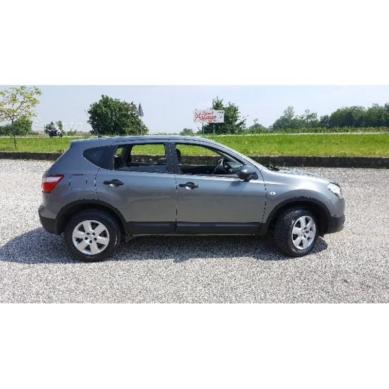 Qashqai 1.5 DCi ( UNIPROPRIETARIO - GARANZIA )