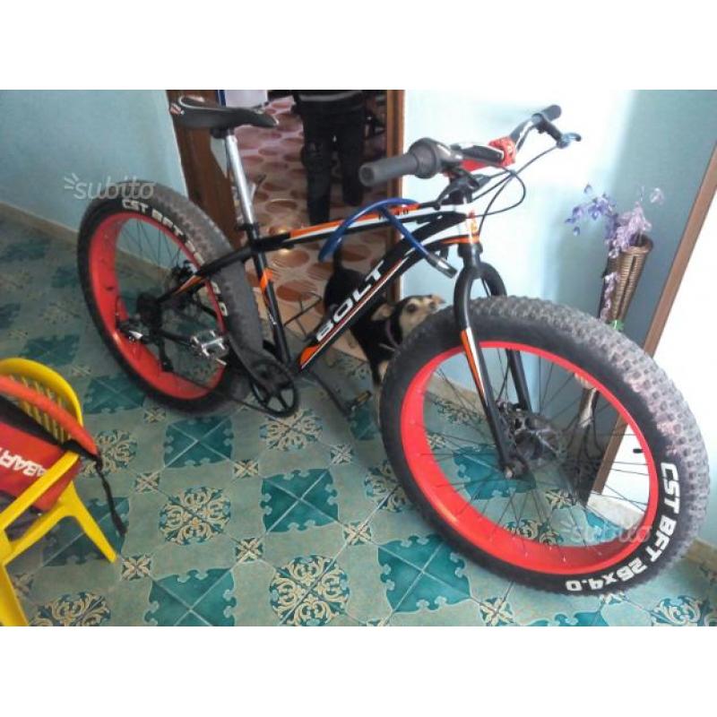 Fatbike bolt 26x4 anche scambi