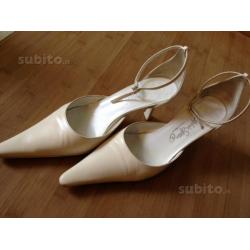 Scarpe bianche (da sposa)