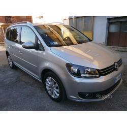 VOLKSWAGEN Touran 2.0 TDI 140cv DSG Highline 7p