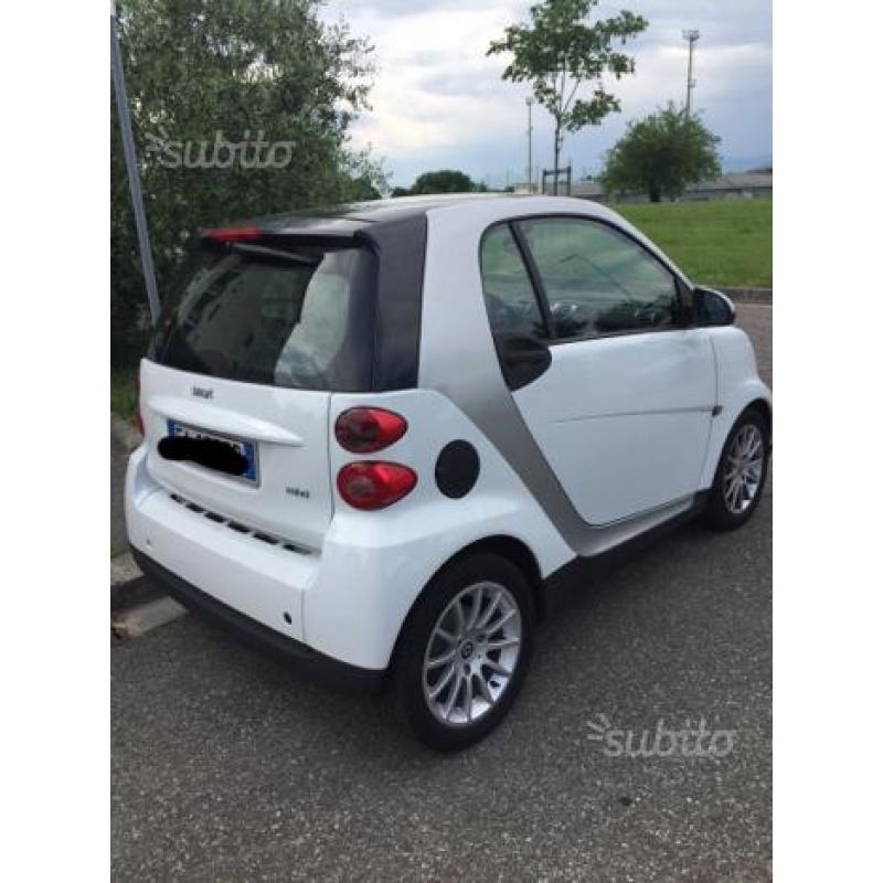 Smart for two del 2010 con 20500 km