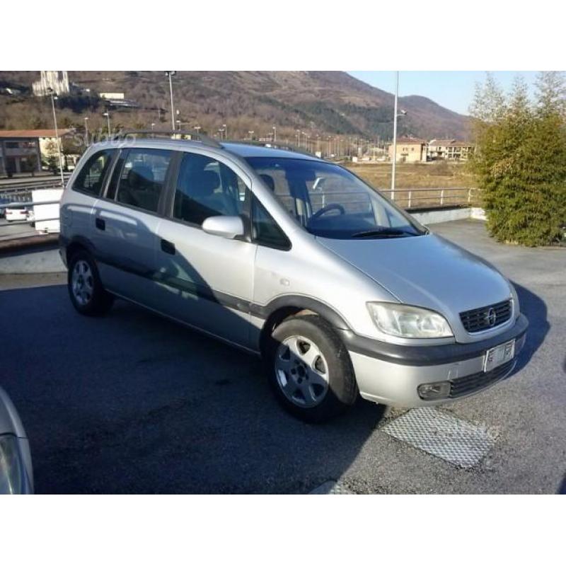 OPEL Zafira 2.2 CDTI