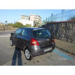 TOYOTA Yaris 1.4 D-4D 3 porte 2 anni di furto e