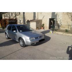 VOLKSWAGEN Golf 4ª serie - 2002