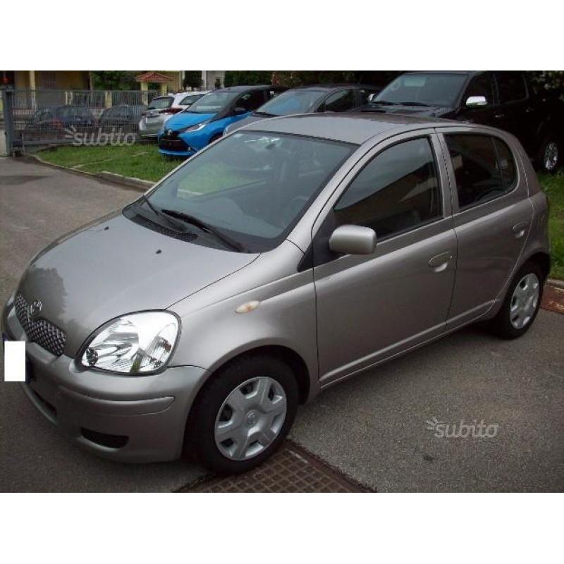 TOYOTA Yaris 5p sol 1.4 d4d km 127.000 - 2004