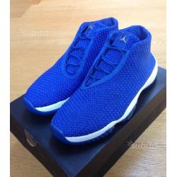 Nike air jordan future / varsity royal blue sz 41