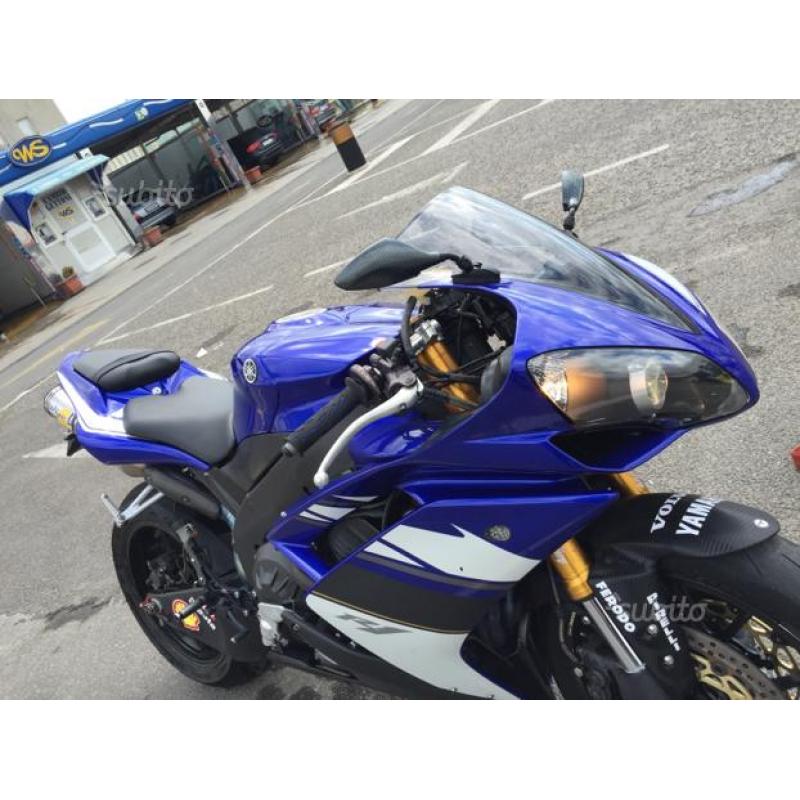 Yamaha r1 2008