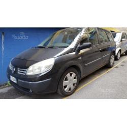 RENAULT Grand Scenic 1.5 dCi/100CV Conf. Dynam.