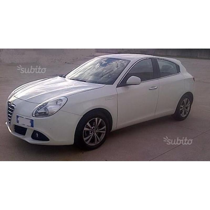 ALFA ROMEO Giulietta (2010) - 2013