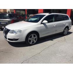 VOLKSWAGEN Passat metano 2010