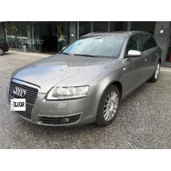 AUDI A6 3.0 V6 Quattro Avant XENO NAVI TETTO