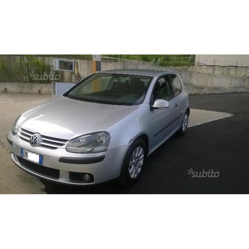 VOLKSWAGEN Golf 5ª 1.9 tdi 105cv 3p - 2004