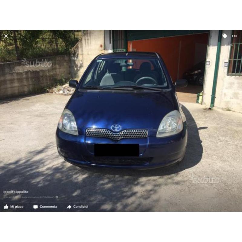 Yaris 1.0 5 porte