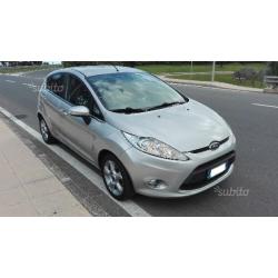 FORD Fiesta 4ª serie - 2010