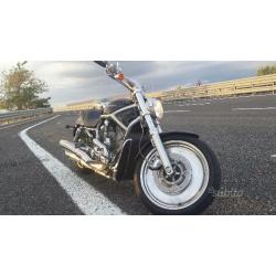 Harley-Davidson V-Rod - 2004