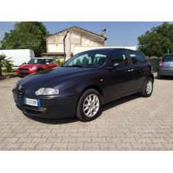 ALFA ROMEO 147 1.9 JTD 16V Distinctive