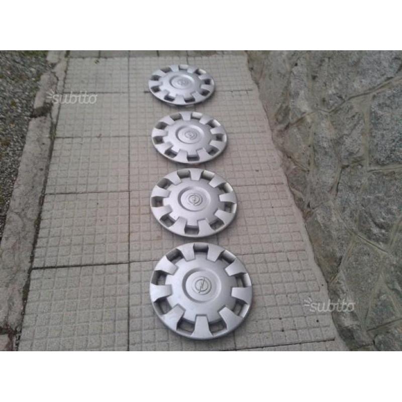 4 copricerchi 15" originali Opel