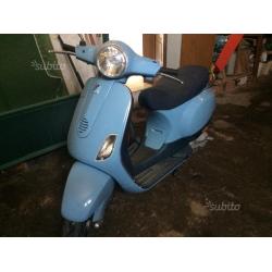 Piaggio Vespa 50 LX - 2011