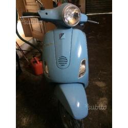 Piaggio Vespa 50 LX - 2011