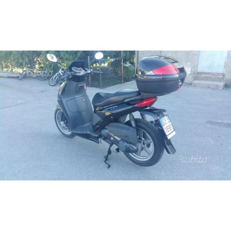 Aprilia sportcity