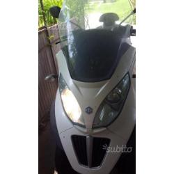 Piaggio mp3 hybrid 300ie