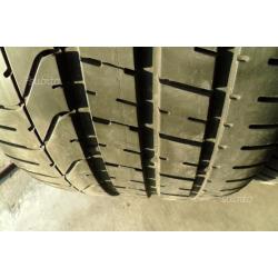 2 Gomme estive Pirelli 285/30 R19