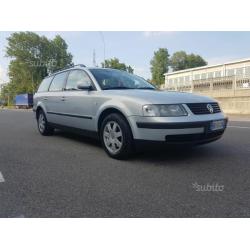 VOLKSWAGEN Passat 1.8 SW Benzina perfetta