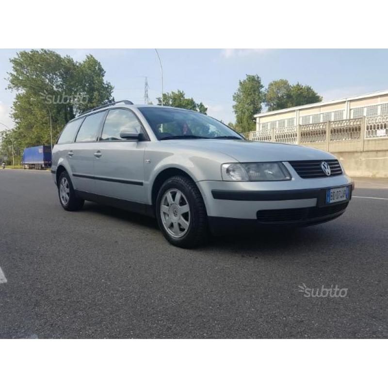 VOLKSWAGEN Passat 1.8 SW Benzina perfetta